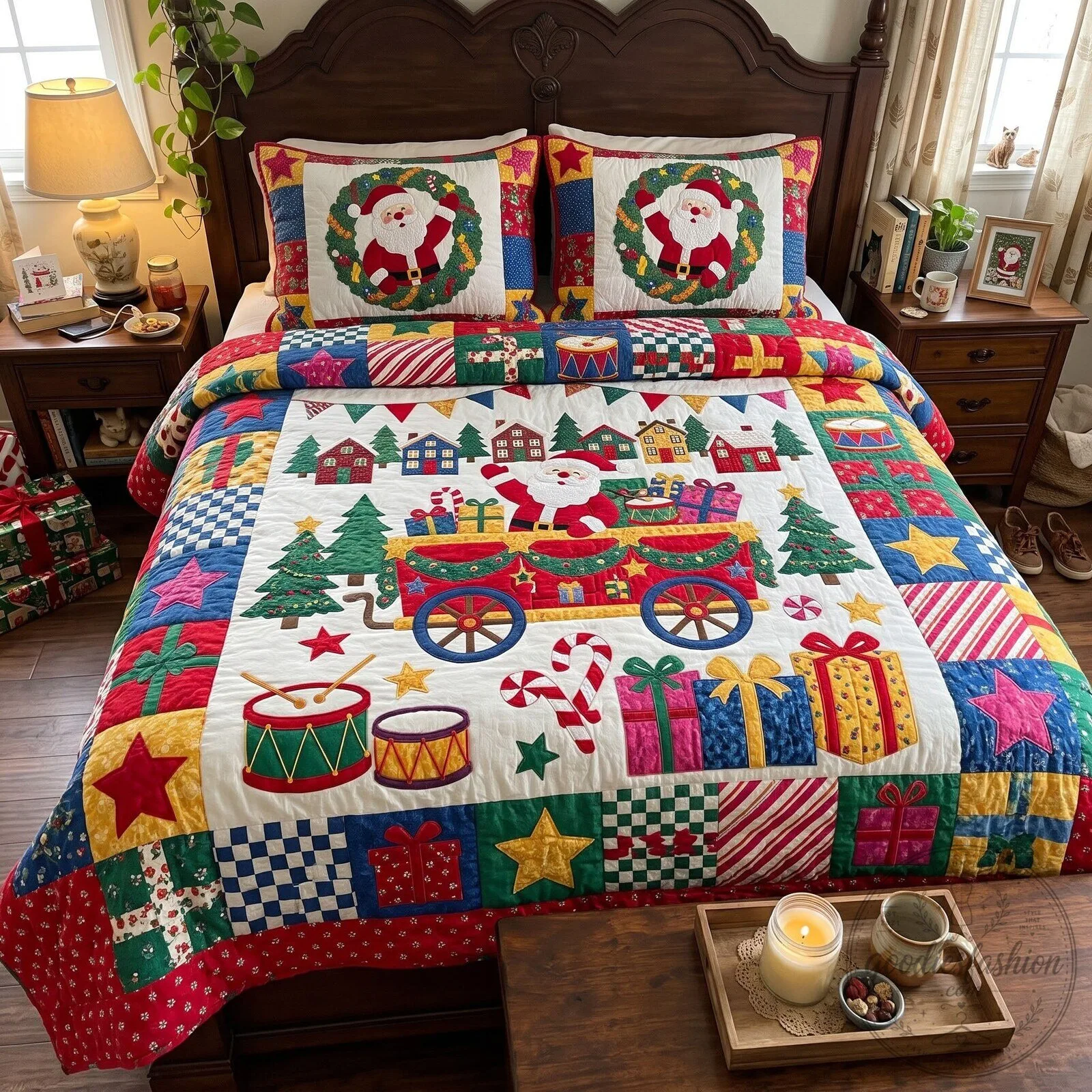 Festive Santa Claus Christmas Holiday Quilted Bedding Set with Pillow Shams